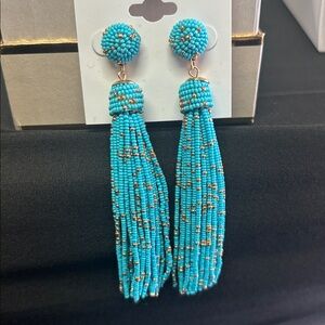 🌸🤩🎉 Turquoise &gold hanging bead earrings